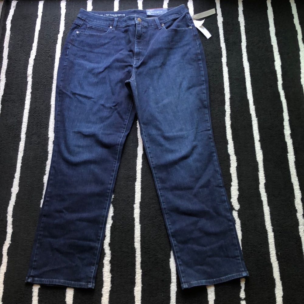 NWT Talbots High Waist Straight Leg Jeans. Flawless type 16 Curvy button/zipper